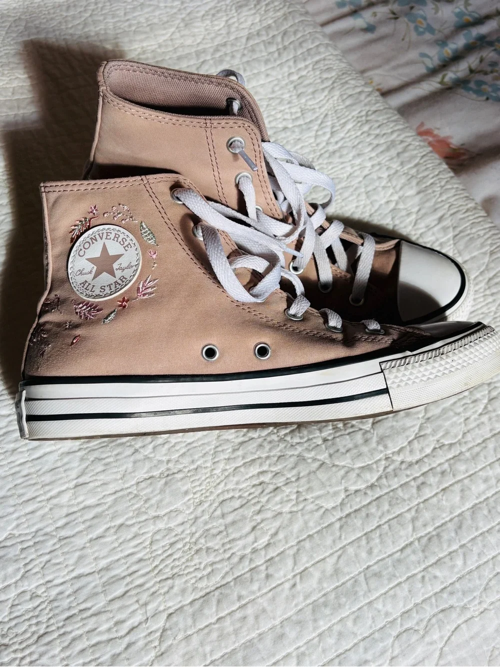 Converse All Star Sneakers - Blush Pink-Beige, Fall Leaves Size 5 Big Girl